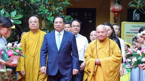 Thủ tướng Phạm Minh Chính chúc mừng Đại lễ Phật đản